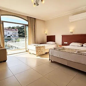 4* Hotel Forum